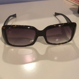Brown eyebob sunglasses